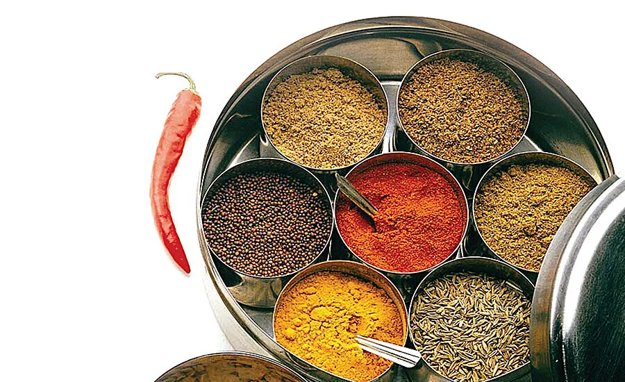 ادویه و نقش آن‌ها در طعم غذا